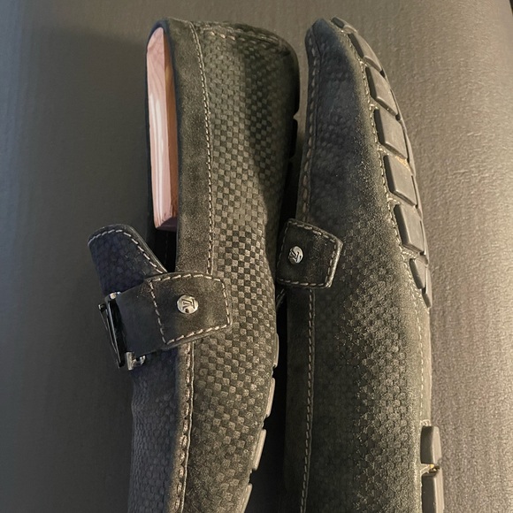 Louis Vuitton LV Buckle Black/Grey Mens Loafers - Picture 4 of 16